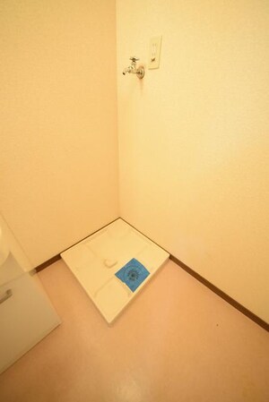 アムール HAPPINESSの物件内観写真